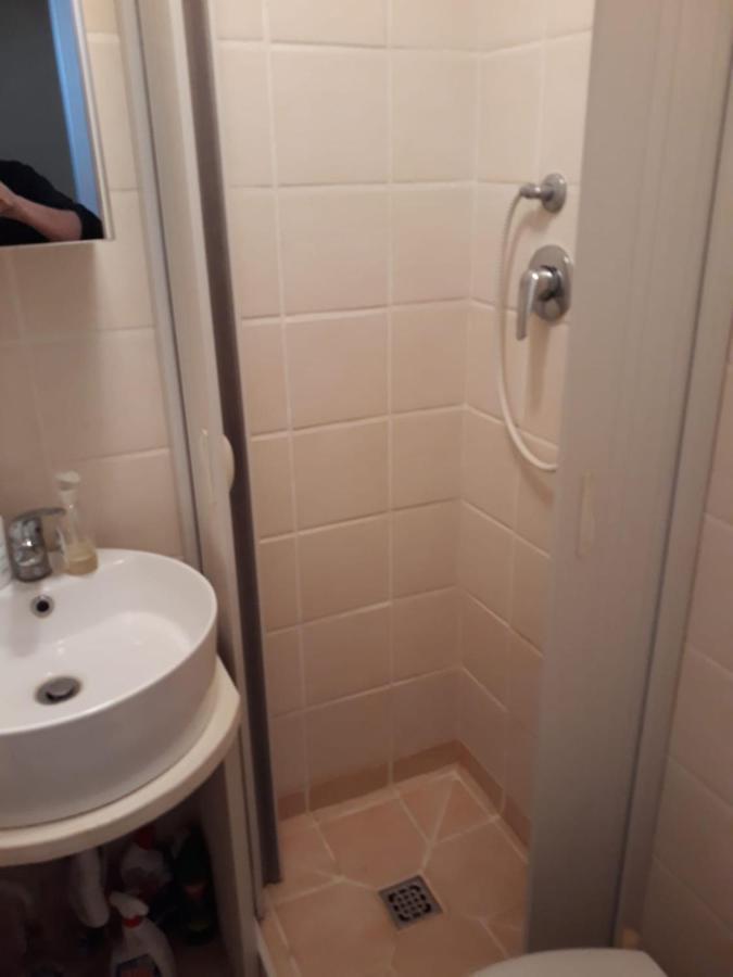 Monolocale Soana Apartment Turin Bagian luar foto