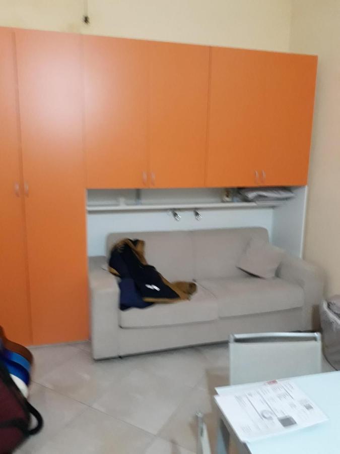 Monolocale Soana Apartment Turin Bagian luar foto