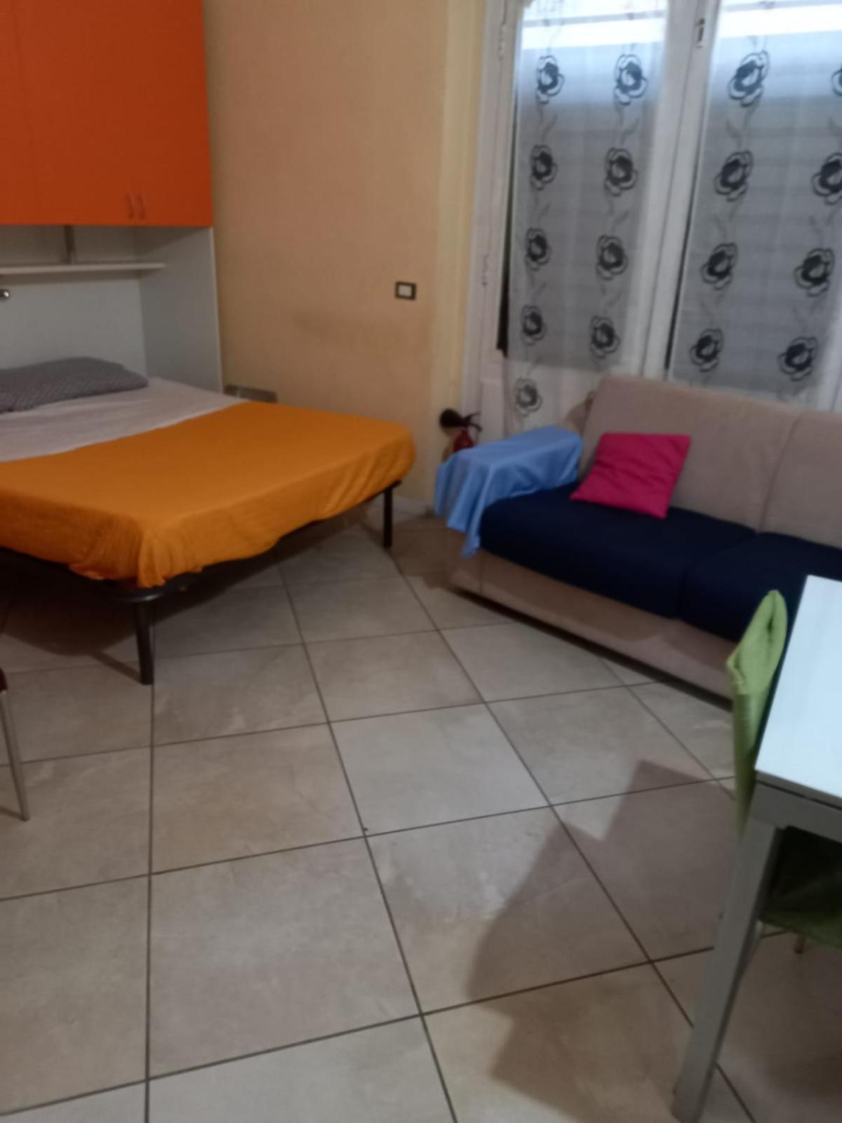 Monolocale Soana Apartment Turin Bagian luar foto