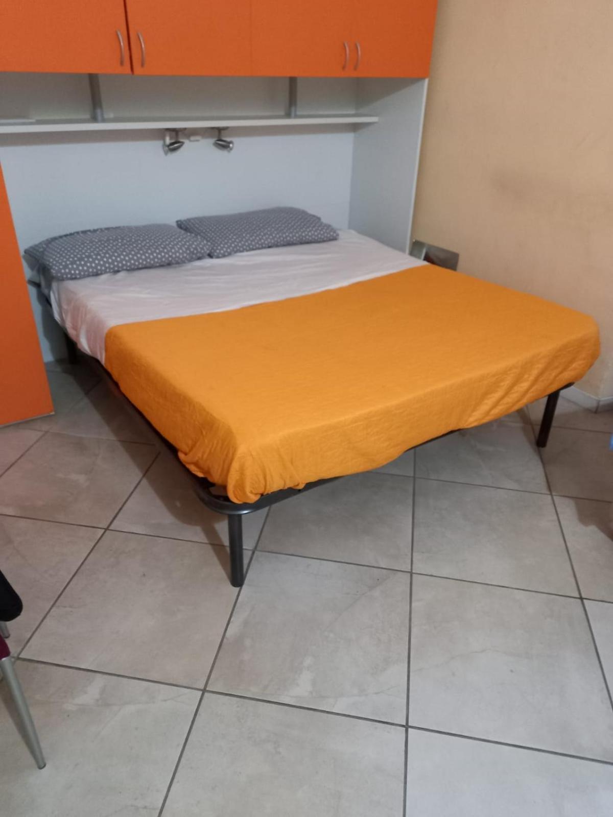Monolocale Soana Apartment Turin Bagian luar foto